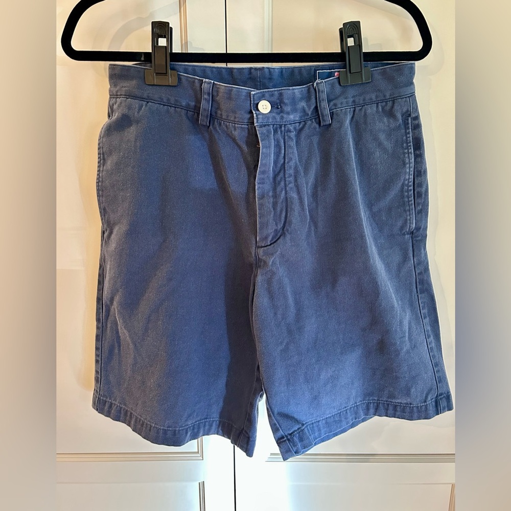 Vineyard Vine’s Men's Navy Shorts, 32